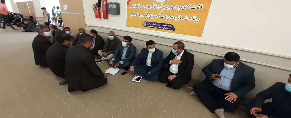 ملاقات مردمی شهردار خرمشهر در قالب میز خدمت در میعادگاه نماز جمعه برگزار شد