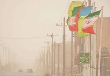 فعالیت سامانه بارشی در نیمه شمالی کشور/خیزش گردوخاک فردا در خوزستان، کرمانشاه و ایلام/هشدار نسبت به وزش بادهای شدید در مرکز و نیمه شرقی کشور برای جمعه