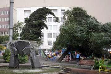 افزایش ابر، وزش باد شدید و رگبار و رعدوبرق در تهران و ۱۲ استان کشور/خیزش گردوخاک و کاهش کیفیت هوا در ۳ روز آینده برای نوار شرقی ایران