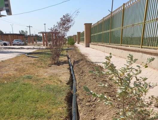 پایان عملیات لوله گذاری شبکه آب پارک خطی به طول ۷۰۰ متر توسط شهرداری خرمشهر