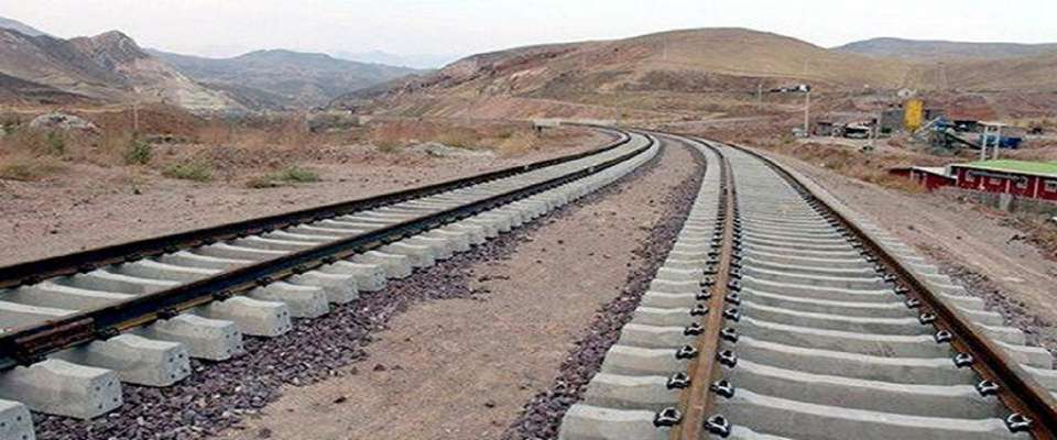 اتمام عملیات ریل گذاری خاش - زاهدان/ راه آهن تمام ایرانی چابهار - زاهدان تا سال ۱۴۰۲ به اتمام می‌رسد