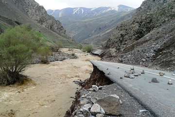 محور کندوان بازگشایی شد/میزان خسارات وارده به راه‌ها و ابنیه فنی در دست بررسی است