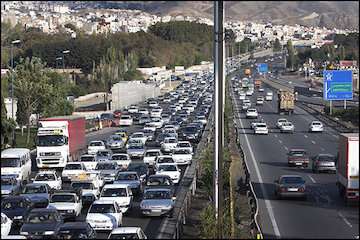تردد روان در محورهای شمالی کشور/ ترافیک سنگین در آزادراه قزوین-کرج و بالعکس/ ترافیک نیمه سنگین در محور شهریاری-تهران