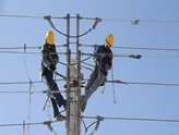 ۶۷ درصد شبکه برق سیمی شهرستان دهگلان به کابل خودنگهدار تبدیل شد