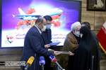 رستم قاسمی از خانواده شهدای سانحه هواپیمای اوکراینی تجلیل کرد