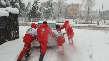 رانندگان بدون زنجیر چرخ وارد جاده‌های کوهستانی گیلان نشوند