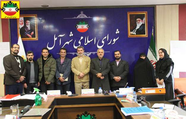 دیدار اعضای کانون ناشنوایان آمل با اعضای شورای اسلامی شهر