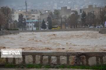 هواشناسی در باره شدت بارندگی و وزش باد در مازندران هشدار نارنجی داد