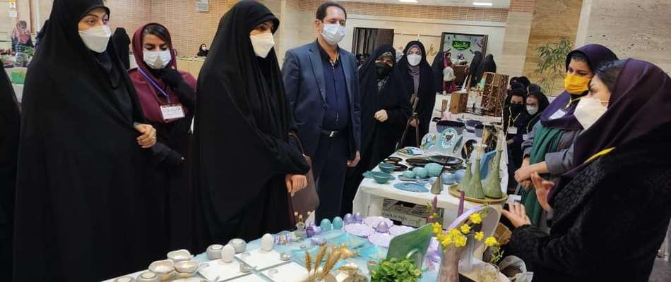 خواست خدایی: حمایت از مشاغل خانگی، سرمایه گذاری هدفمند در راستای توانمندسازی بانوان و کاهش آسیب های اجتماعی