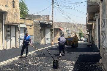 آسفالت‌ریزی اساسی کوچه شهید صفرپور در خیابان امامیه
