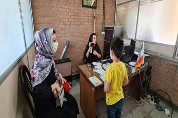 اجرای طرح بینایی‌سنجی در خانه سلامت شهید عبدالهی