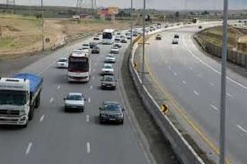 ترافیک سنگین در محور کرج - چالوس/تردد روان در محورهای هراز ، فیروزکوه ، آزادراه تهران - شمال و آزادراه قزوین - رشت