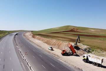 ارتقای ایمنی جاده‌ها در آذربایجان شرقی/ جابه‌جایی بیش از ۹۳ میلیون مسافر در سه ماهه ابتدایی سال جاری