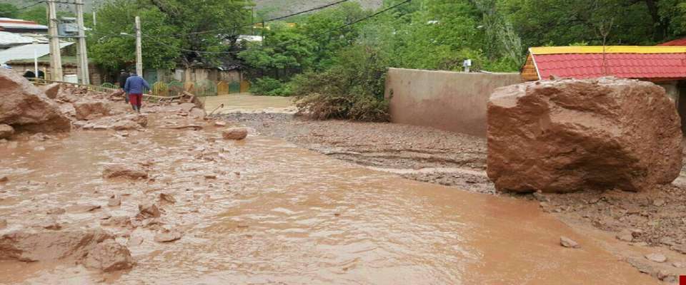 چرایی وقوع سیل در چله تابستان؛ هشدارهای هواشناسی به موقع صادر شد؟