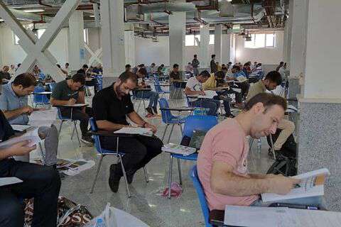 آزمون متقاضیان تاسیس و فعالیت شرکت‌های حمل ونقل بین المللی کالا برگزار شد
