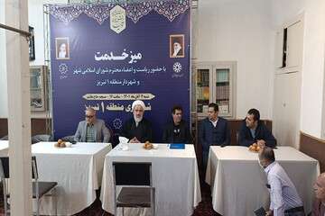 برگزاری میز خدمت در مسجد "حاج هاشم" با حضور رئیس شورای اسلامی شهر و شهردار منطقه ۱ تبریز