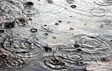 بارش شدید باران ووقوع سیلاب در مناطق مستعد/ اختلال در تردد جاده‌ای و احتمال لغو پروازها