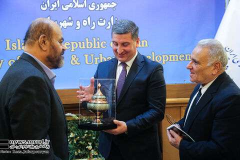 Iran, Armenia link through a new transport corridor along the INSTC