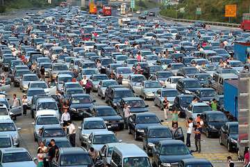 ترافیک سنگین در آزادراه ساوه_تهران، کرج_قزوین و بالعکس