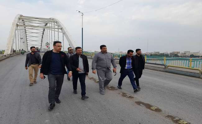 سرپرست شهرداری خرمشهر از عملیات تعمیر پل شهید جهان آرا بازدید کرد