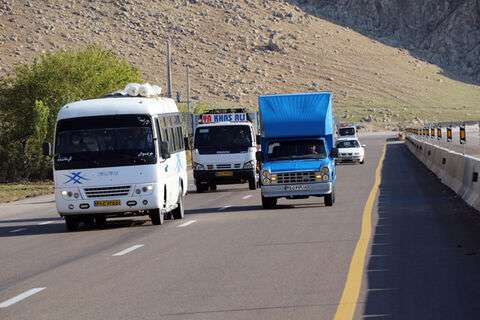 افزایش ۰.۶ درصدی تردد در محورهای برون شهری نسبت به روز قبل