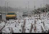 تردد روان خودروها در محورهای شمالی/ بارش برف و باران در جاده‌های ۱۰ استان