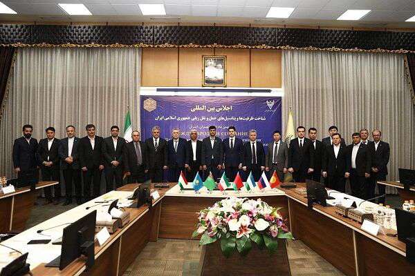 اجلاس بین‌المللی شناخت ظرفیت‌ها و پتانسیل‌های حمل و نقل ریلی ایران  برگزار شد
