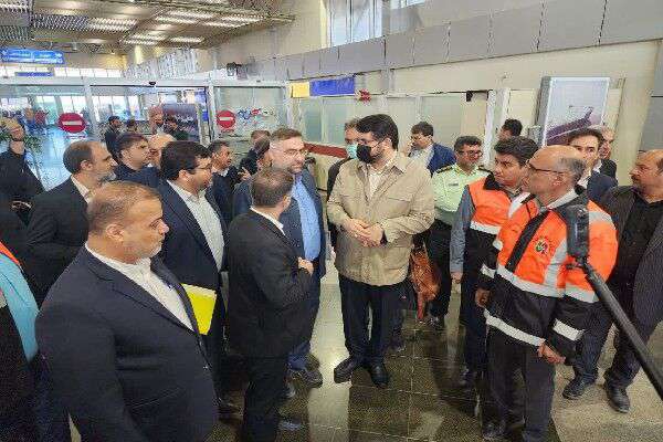 وزیر راه و شهرسازی وارد استان بوشهر شد