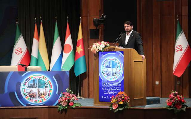 Bazrpash Calls for expanding Iran, Africa Transactions