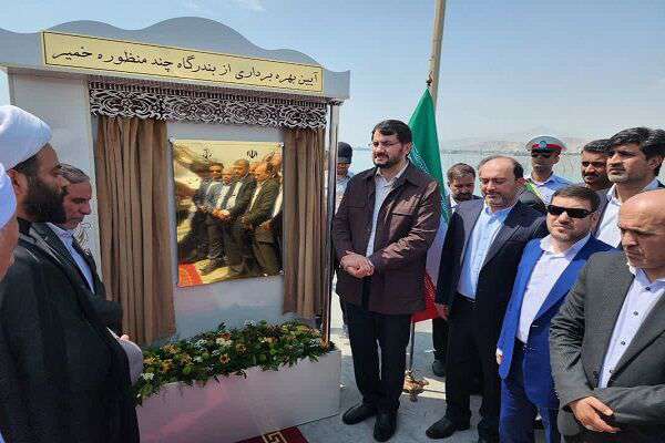 ۱۲۰ ثانیه بیستم اسفند | از بهره‌برداری از ۷۲ طرح‌ عمرانی حوزه راه و شهرسازی در سفر وزیر راه و شهرسازی به استان هرمزگان تا واگذاری ۲۲۰۰ واحد مسکونی و بهره برداری از ۵طرح خدماتی در شهر مهستان