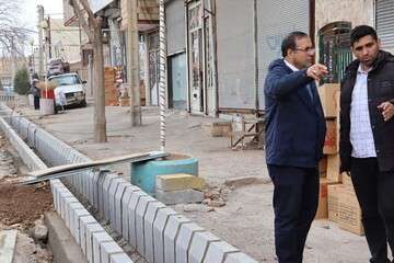 اجرای عملیات جدول گذاری در معابر آناخاتون