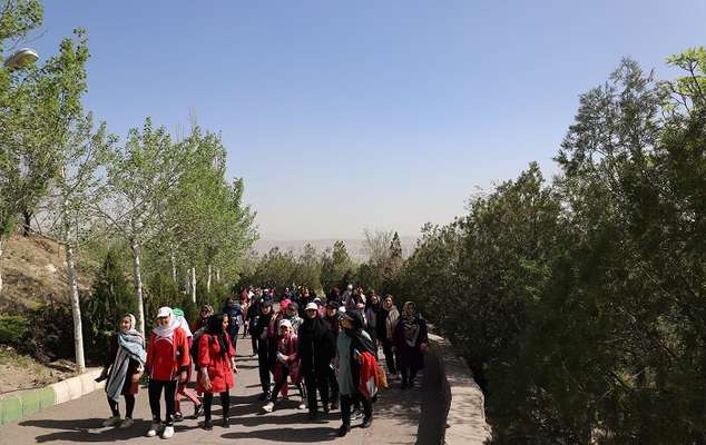 همایش بزرگ پیاده‌روی ویژه مادران و دختران در تفرجگاه ائل‌باغی برگزار شد