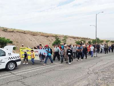 همایش پیاده روی خانواده بزرگ ناوگان تاکسیرانی به مناسبت دهه کرامت برگزار شد