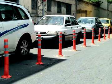 نصب تجهیزات ترافیکی در خیابان شهریار