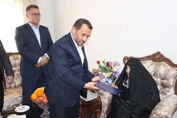 دیدار مدیران شهرداری منطقه ۲ تبریز با مادر ارجمند شهید والامقام «مهدی نوروزی»