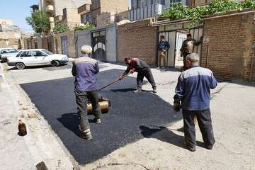چاله زدائی خیابان رضوان و کوچه سهند شهرک ارم