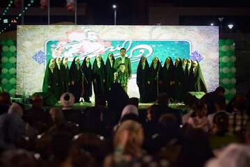 جشن بزرگ امامت و ولایت در سنگفرش میدان شهید بهشتی برگزار شد