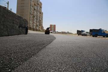 آسفالت ریزی در خیابان نیروی هوایی شهرک اندیشه