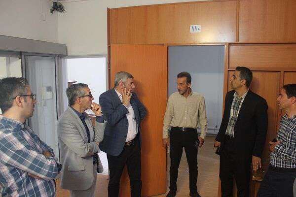 بازدید رئیس پژوهشگاه هواشناسی از روند بازسازی ساختمان مرکز مطالعات مخاطرات هوا و اقلیم