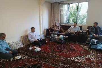 دیدار مدیرعامل سازمان پایانه‌ها با خانواده شهید والامقام «میرهاشم حسینی اصل»