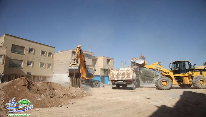 آغاز عملیات خاکبرداری در خیابان شهید حقانی