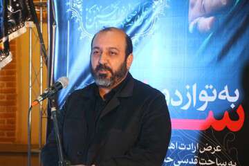 اصحاب رسانه به مساله یابی موضوعات شهری کمک کنند