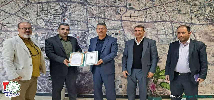تقدیر آموزش و پرورش از شهردار منطقه ۳ برای همکاری در ساماندهی مدارس سطح حوزه