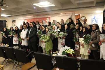 تجلیل شهرداری منطقه ۶ تبریز از کادر درمان بیمارستان آیت الله طالقانی در ویژه برنامه «فرشته رحمت»