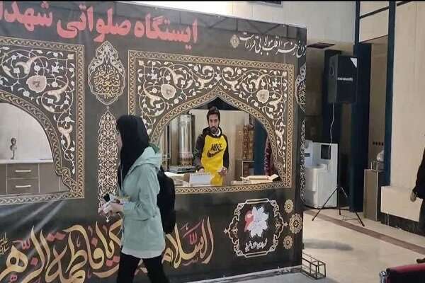 استقبال از میهمانان کنگره ۱۰ هزار شهید آذربایجان‌شرقی در فرودگاه شهید مدنی تبریز