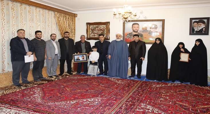 دیدار شهردار تبریز با خانواده شهیدان والامقام «اکبر زوار جنتی» و «یدالله عبدالجباری»
