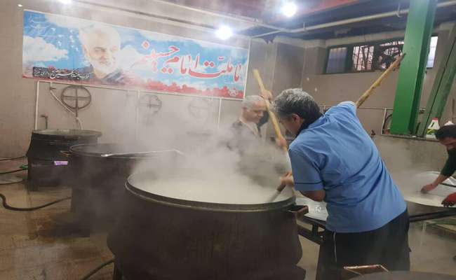 برپایی موکب جنت الحسین(ع) شهرداری تبریز در کرمان همزمان با سالگرد شهادت سردار دل‌ها