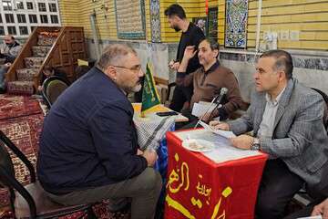 حضور شهردار منطقه ۸ در مسجد سید الشهدا و رسیدگی به مشکلات مردمی