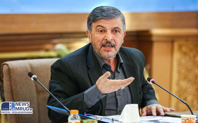 پاسخگویی دبیر شورای عالی شهرسازی و معماری به تماس‌های تلفنی شهروندان