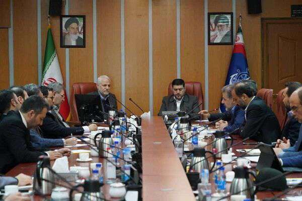 سیاست توسعه دریا محور با رویکرد افزایش سهم حمل‌ونقل ریلی اجرا شود